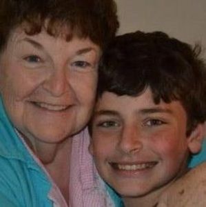 Meet your Posher, Rena